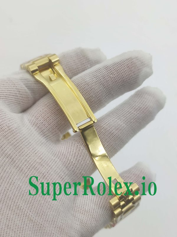 Rolex Day-Date 36MM Yellow Gold Silver Diamond Dial Ref.118238 - Image 4