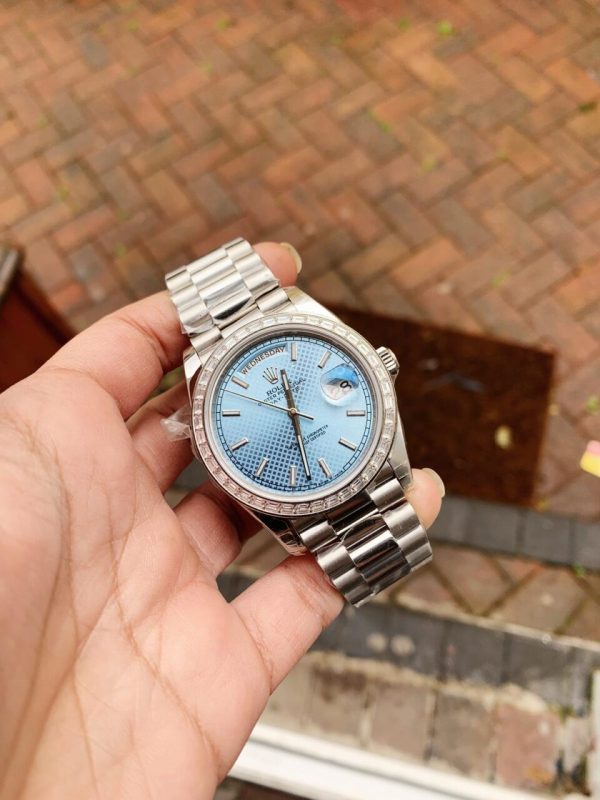 SS Factory 1:1 Rolex Day Date II Best Edition BAGUETTE DIAMONDS Bezel Ice Blue Dial Crystal Markers A3255 - Image 3
