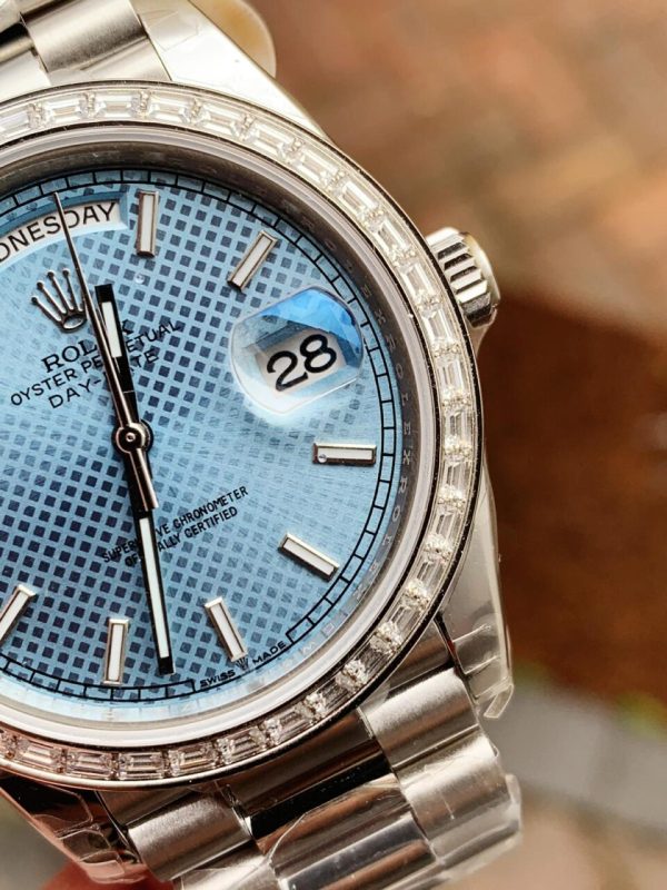 SS Factory 1:1 Rolex Day Date II Best Edition BAGUETTE DIAMONDS Bezel Ice Blue Dial Crystal Markers A3255 - Image 2
