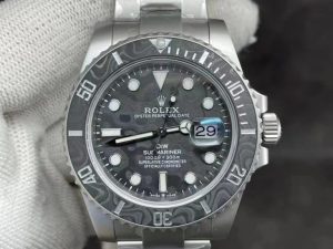 Clean vs VS Factory Rolex Submariner Replica